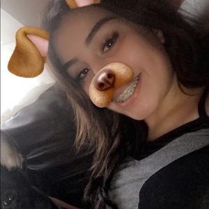 Meet your Posher, Aless